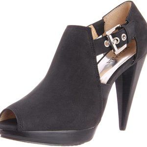 Michael Michael Kors Greenwich Leather Heeled Bootie Women’s 7.5 Black